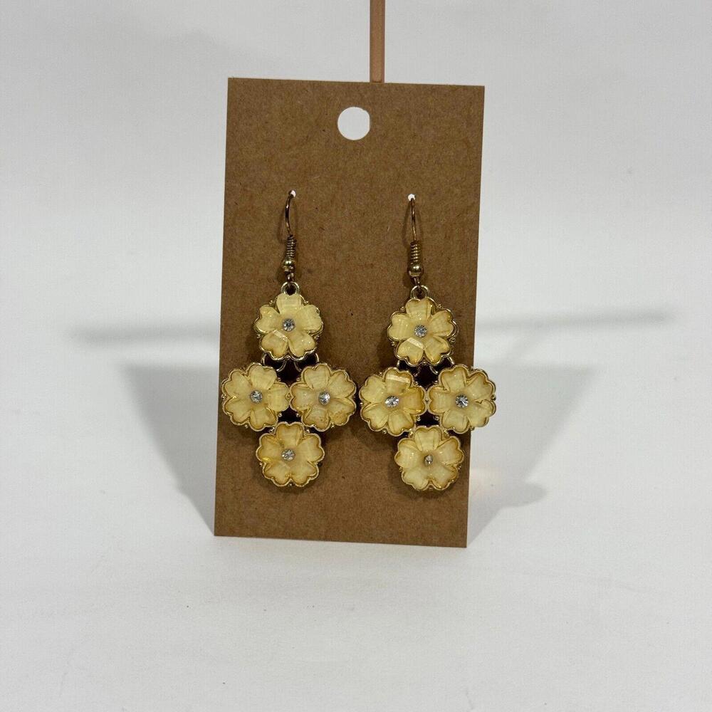 Minicci Cream Gold Tone Flower Crystal Chandelier Drop Earrings Fashion Jewelry - Picture 6 of 7